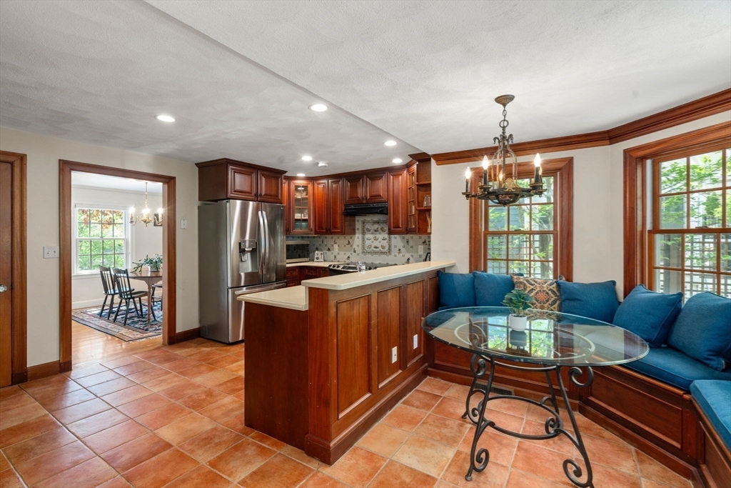 14 Arlmont Street, Arlington, MA Photo #7