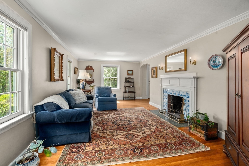 14 Arlmont Street, Arlington, MA Photo #10