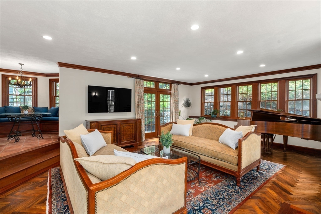 14 Arlmont Street, Arlington, MA Photo #5