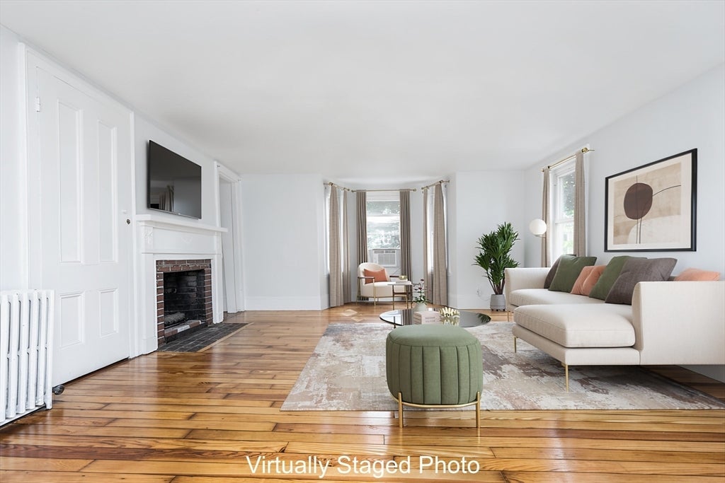 946 Bay Rd #2, Hamilton, MA, 946 Bay Rd #2, Hamilton, MA Photo #1
