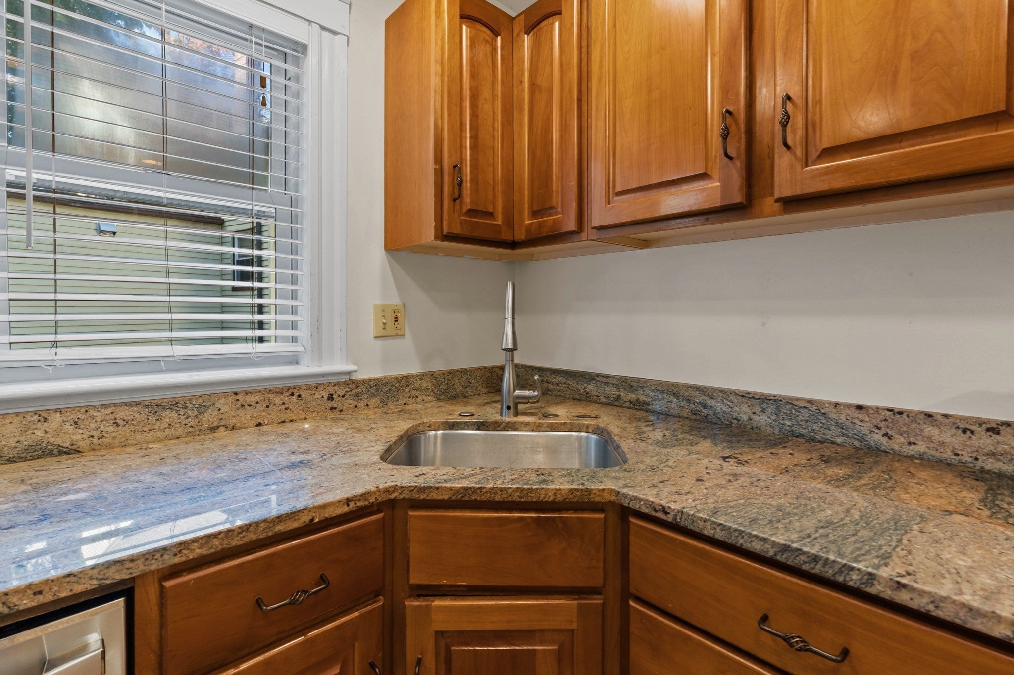88-90 Auburn St #90, Newton, MA Photo #17