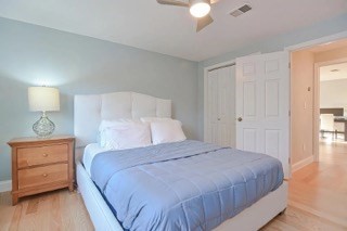 33 Washington St. 8