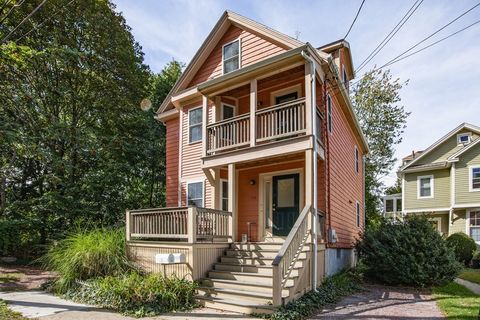 137-139 Thorndike St 2 Arlington MA 02474