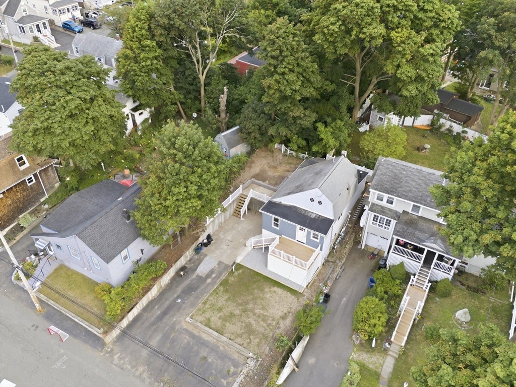 139 Spring St