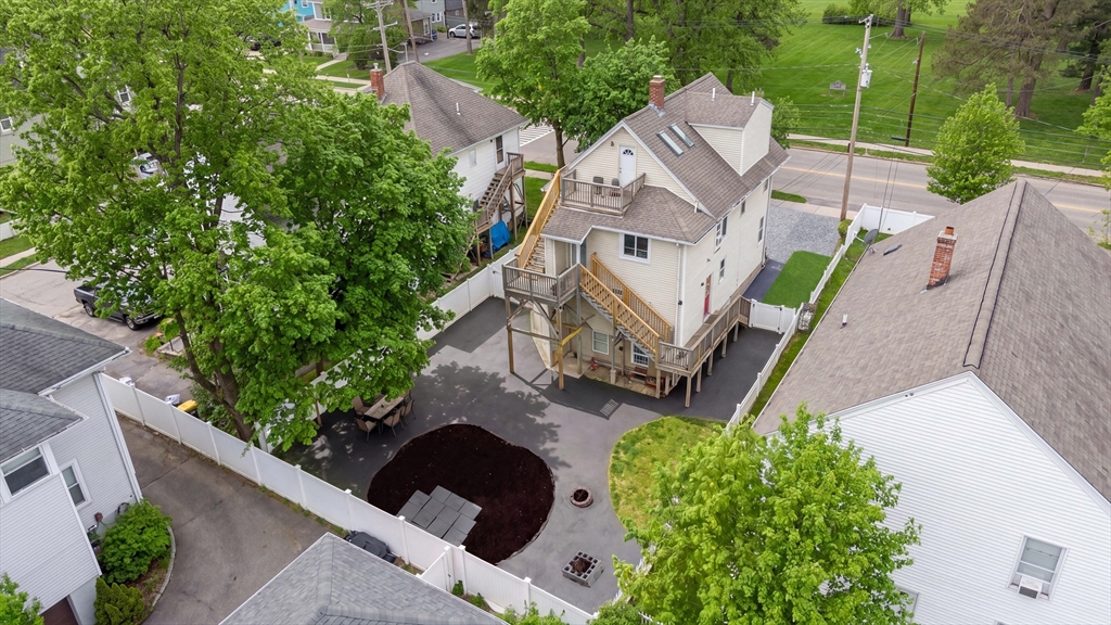 391 Concord Street