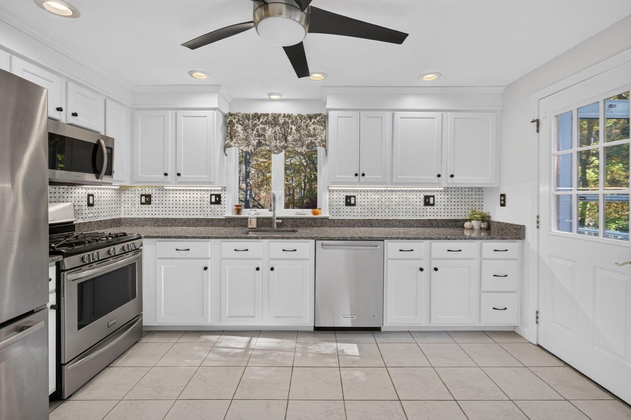 3 Canter Rd, Tyngsborough, MA, 3 Canter Rd, Tyngsborough, MA Photo #6
