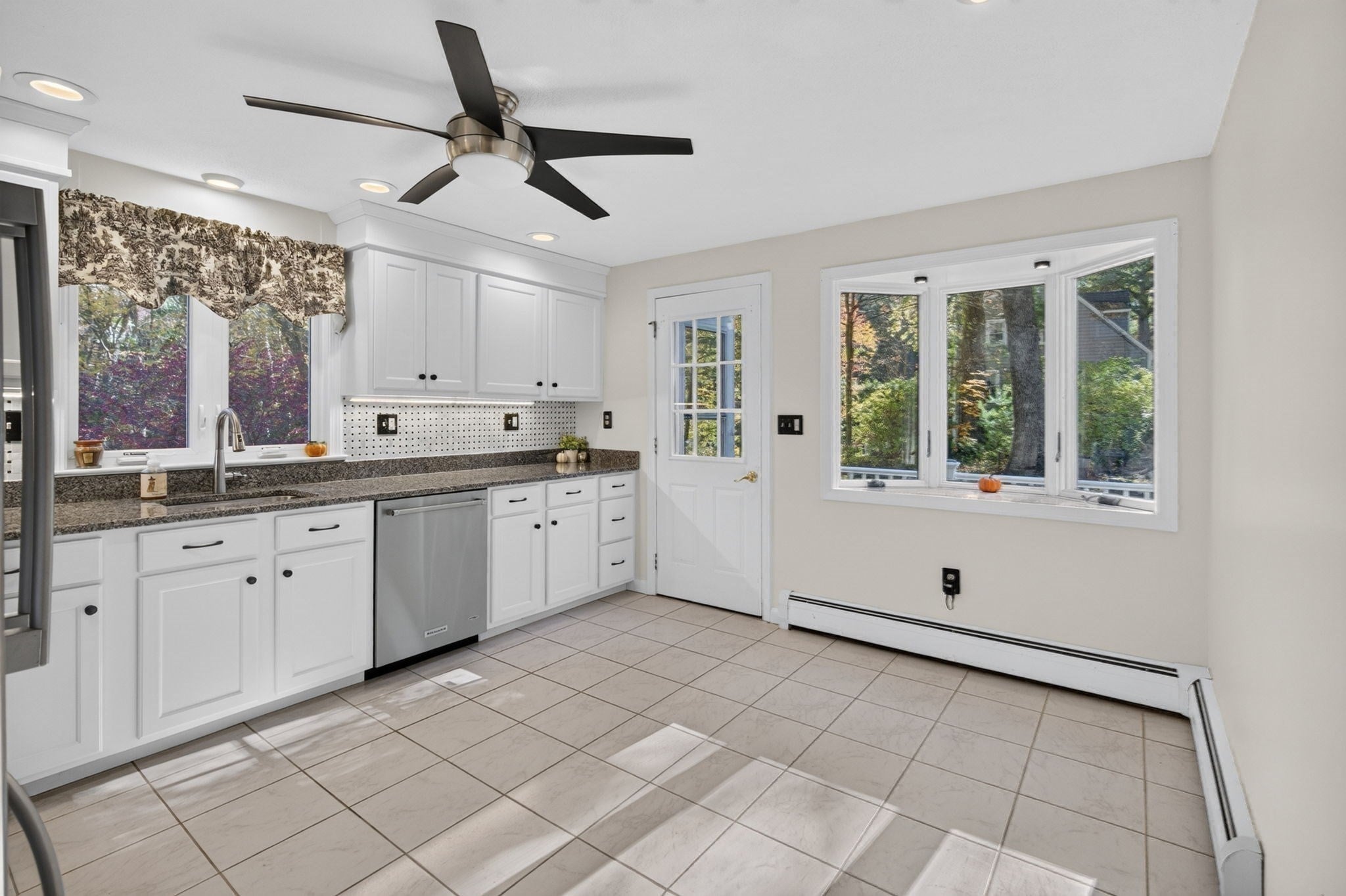 3 Canter Rd, Tyngsborough, MA, 3 Canter Rd, Tyngsborough, MA Photo #7