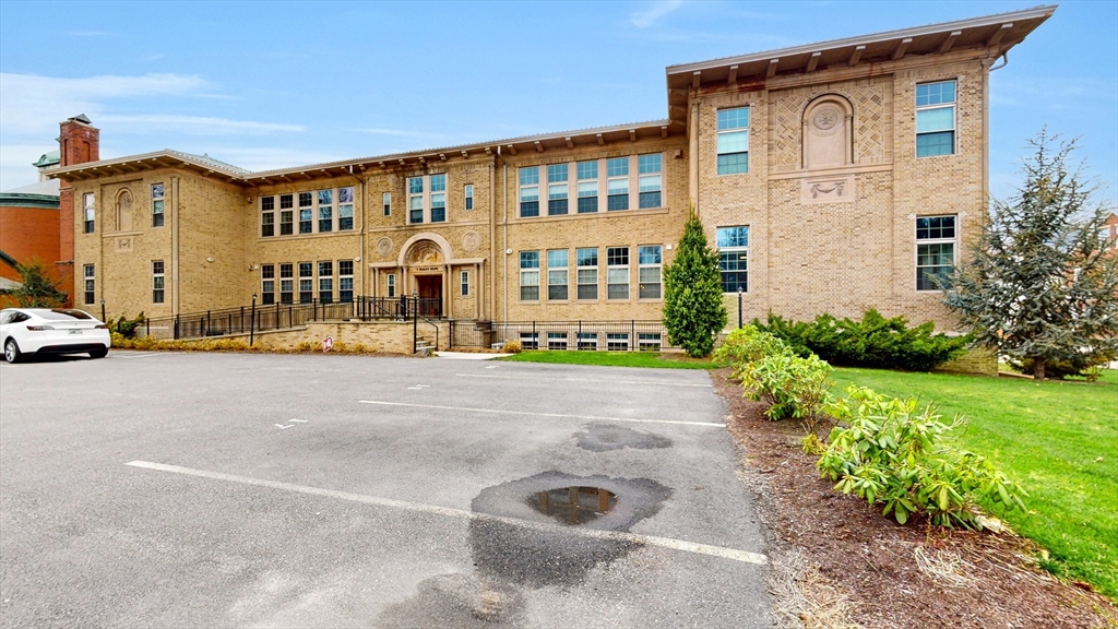 7 Mount Hope 202