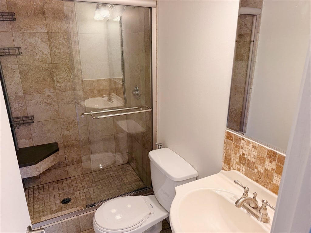 18 Lake Shore Terrace #3, Boston, MA, 18 Lake Shore Terrace #3, Boston, MA Photo #6