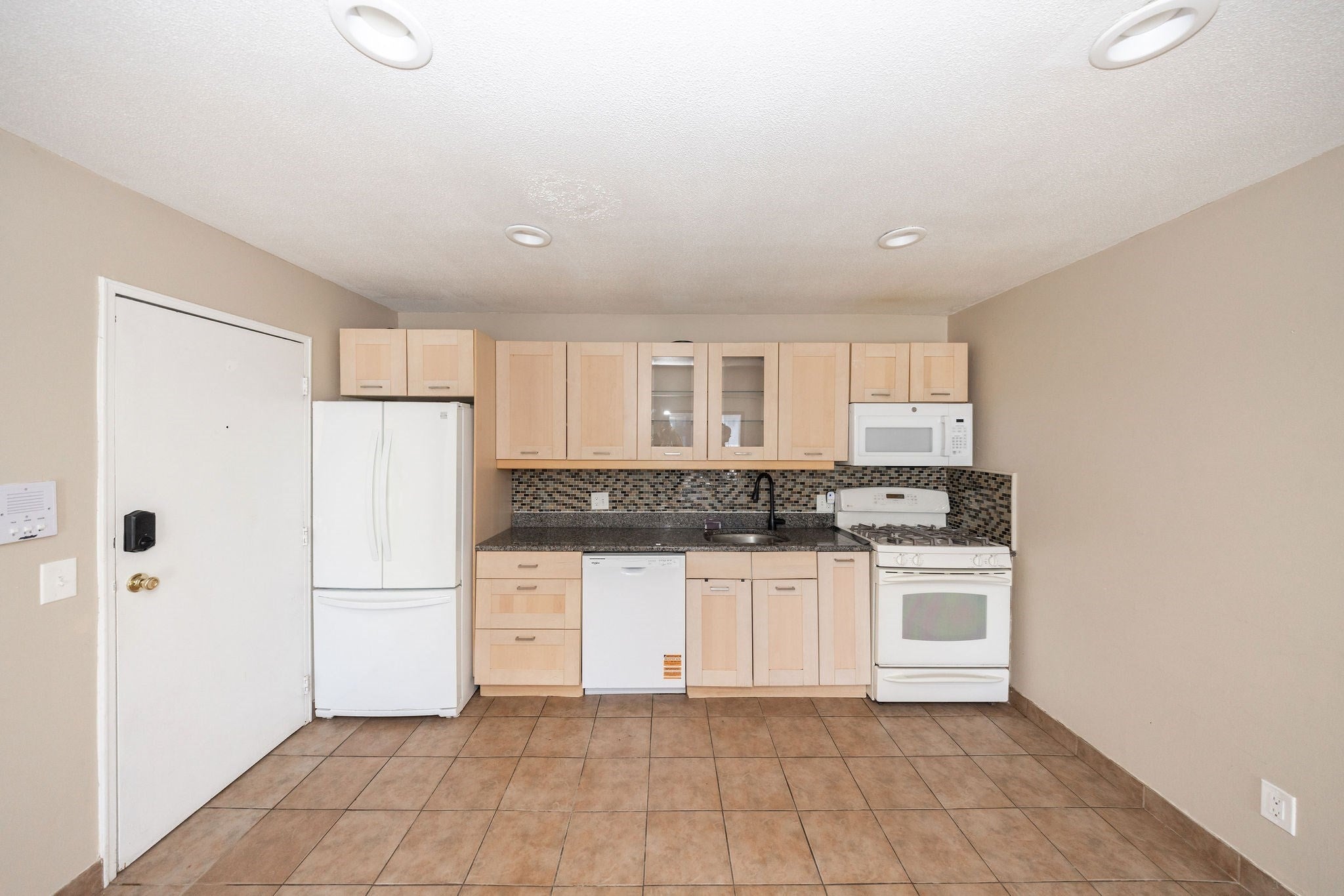 35 Hosmer St #19, Marlborough, MA, 35 Hosmer St #19, Marlborough, MA Photo #3