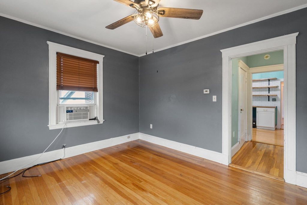 210 Newbury Ave 2L