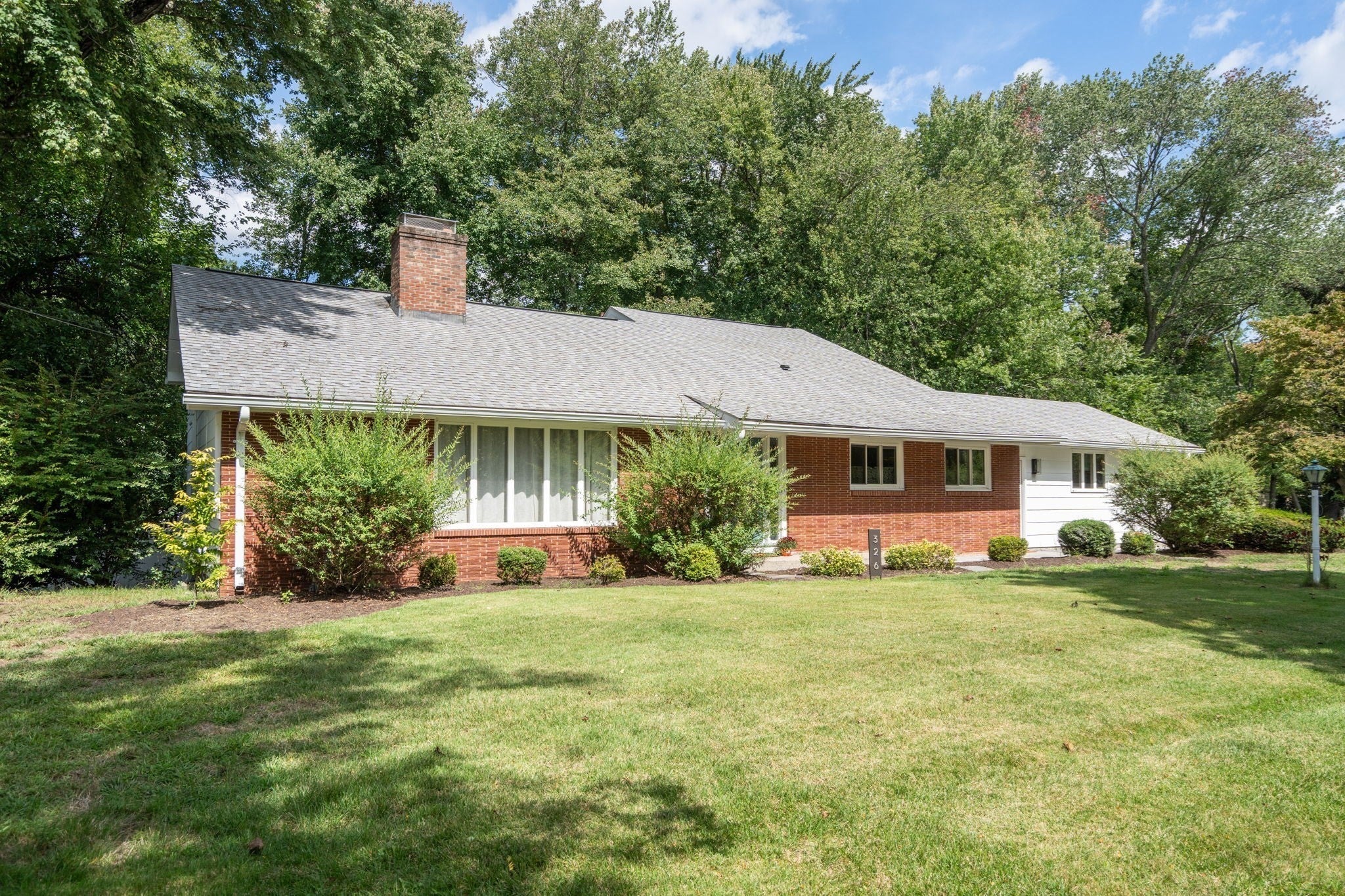 326 Williams ST, Longmeadow, MA, 326 Williams ST, Longmeadow, MA Photo #33