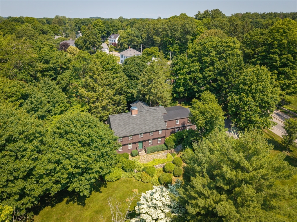 49 Walnut Rd