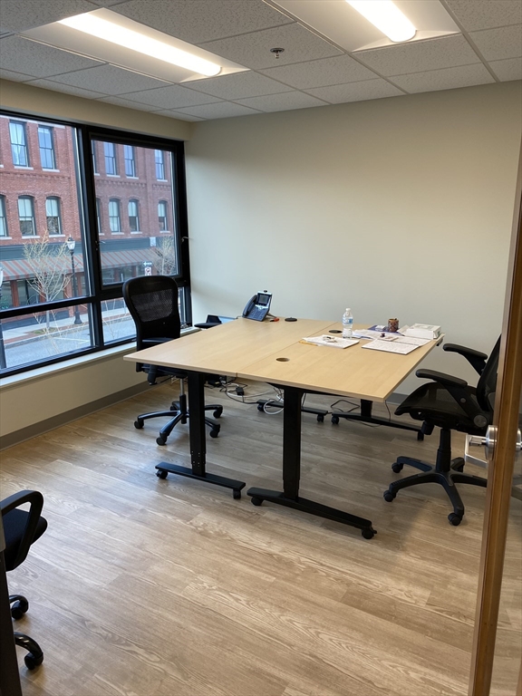 580 Main St 204