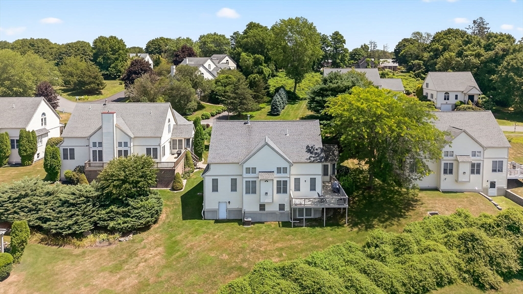 86 Fairway Dr 86