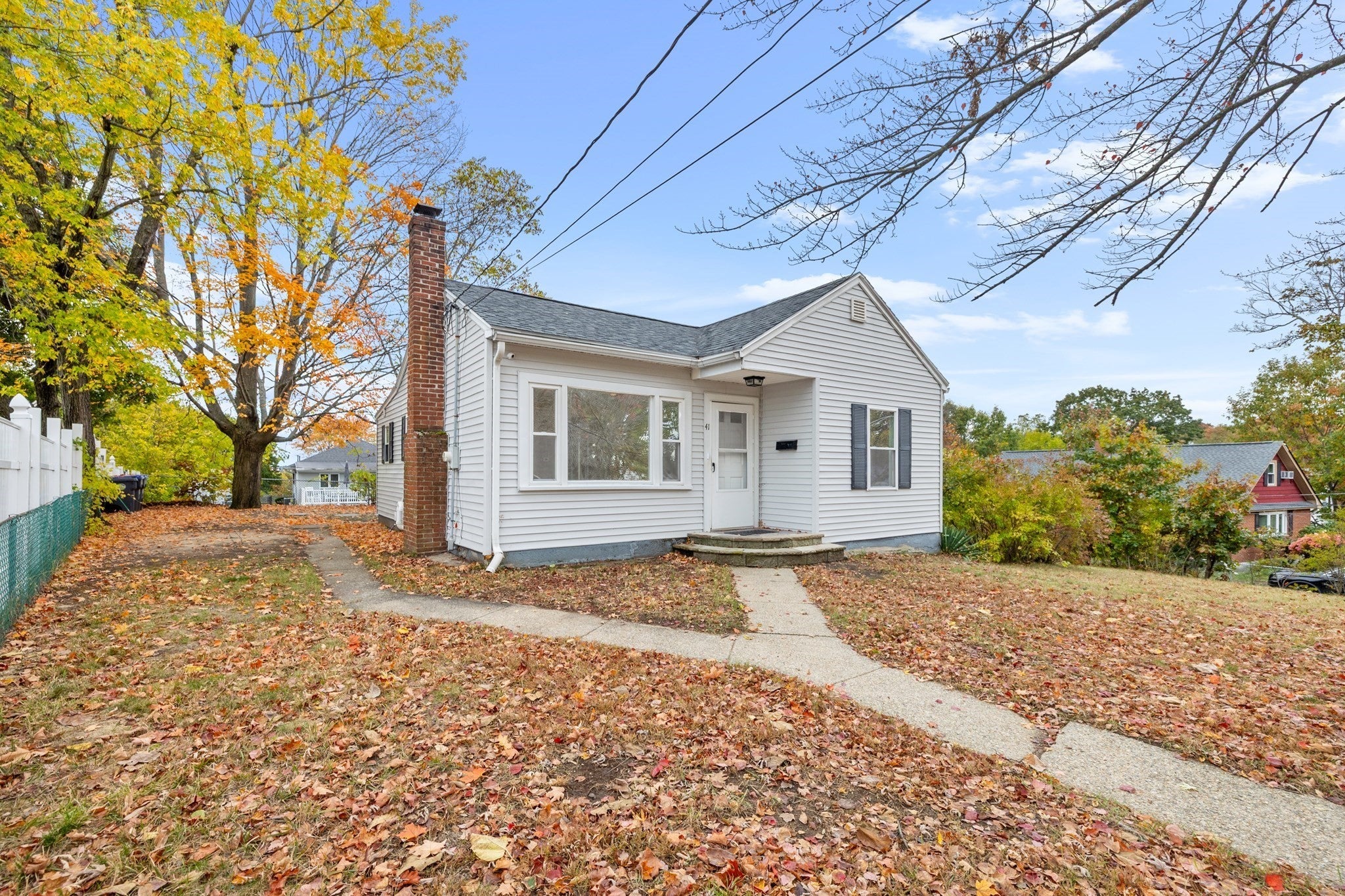 Photo of 41 Linwood Ave, Methuen, MA