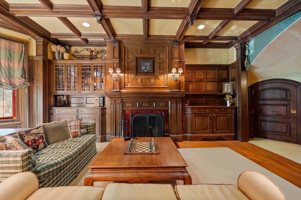 359 Beacon St 2