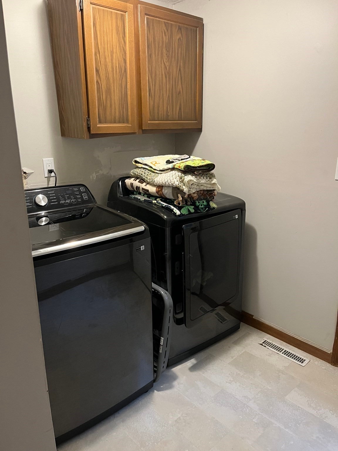 7 Logie Ln, Southwick, MA, 7 Logie Ln, Southwick, MA Photo #26