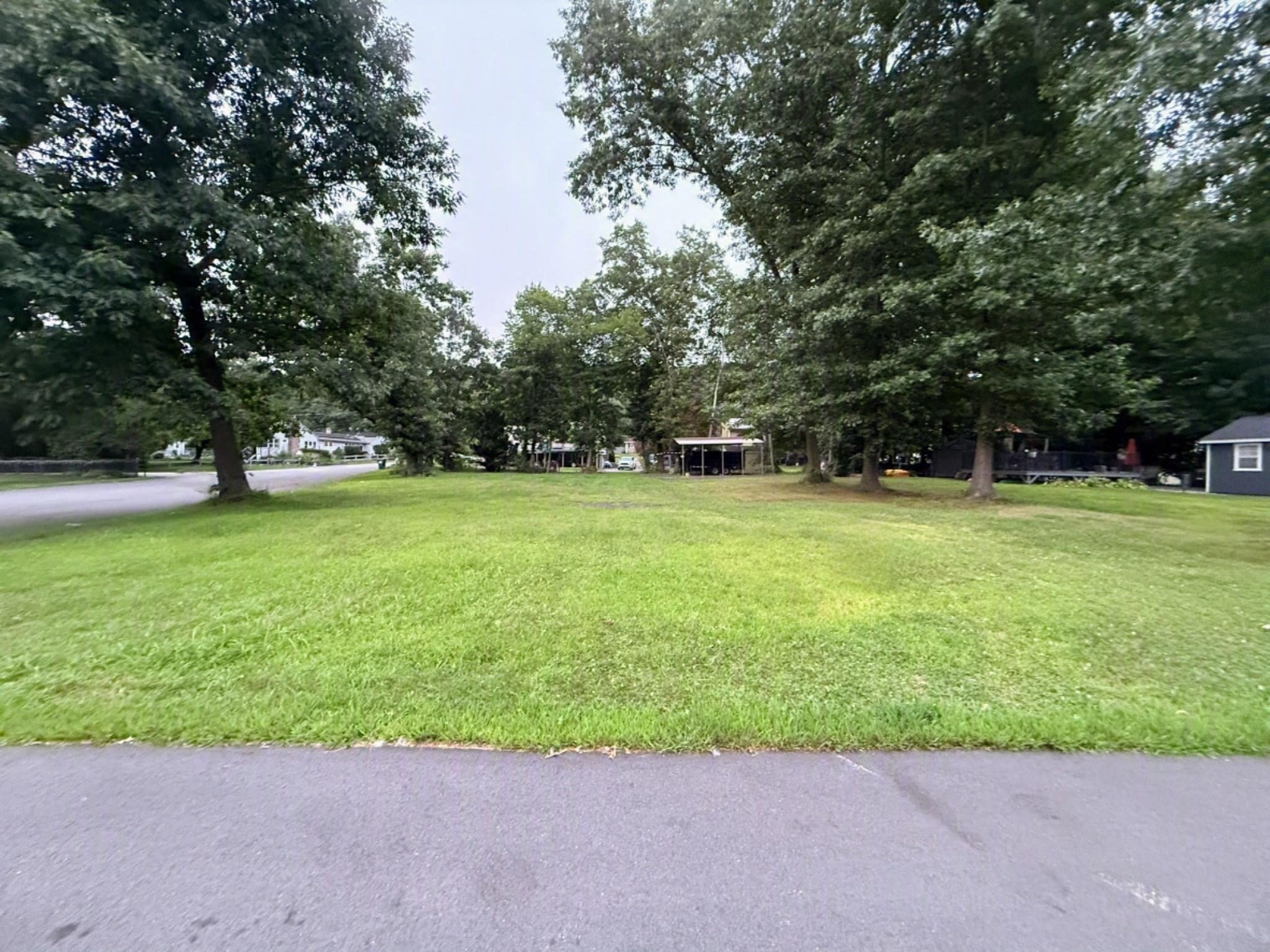 60 Wakefield Ave Webster Lake