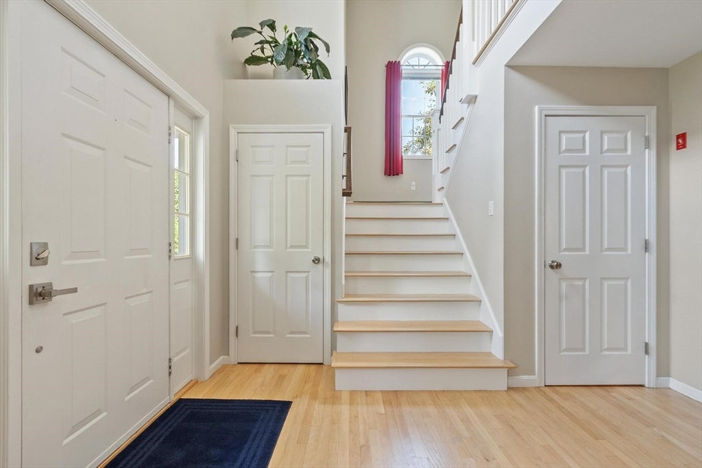10 Woodland Drive