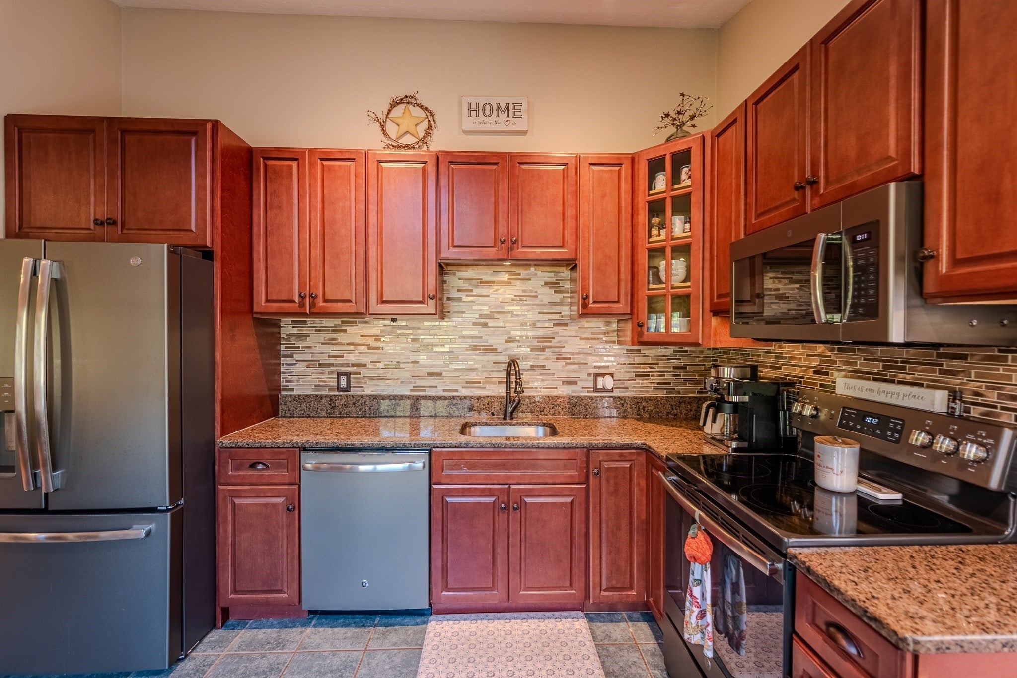 90 Codding Dr, Taunton, MA Photo #13