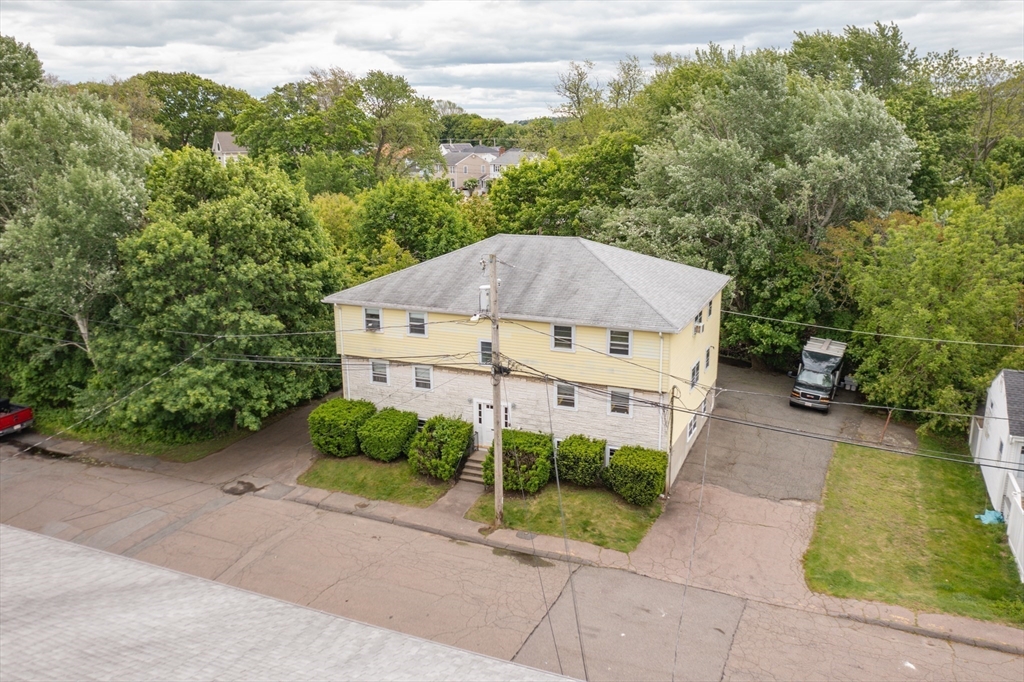 51 Stoughton St