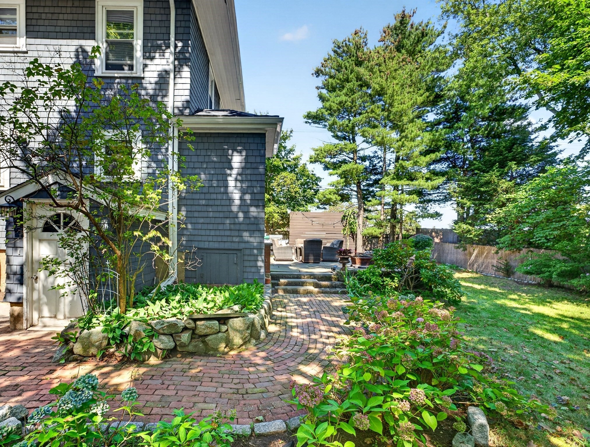 580 Highland Avenue, Needham, MA Photo #23