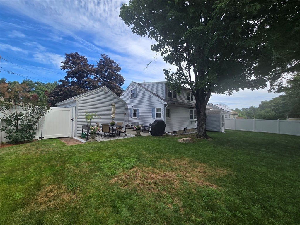 14 Ridgewood Circle, Lawrence, MA, 14 Ridgewood Circle, Lawrence, MA Photo #6