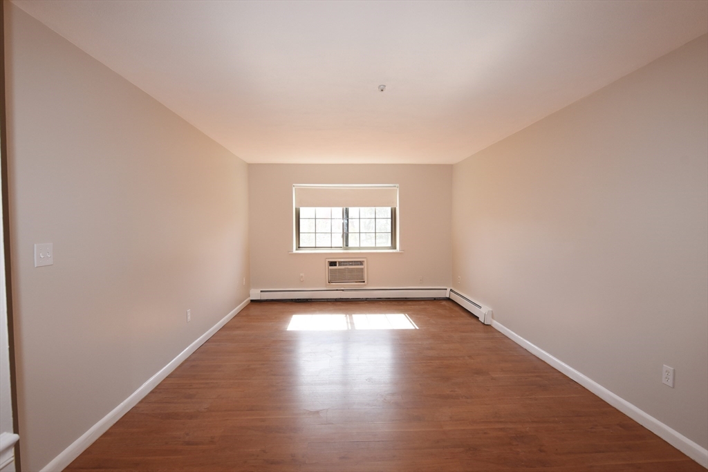 119 Grove 238