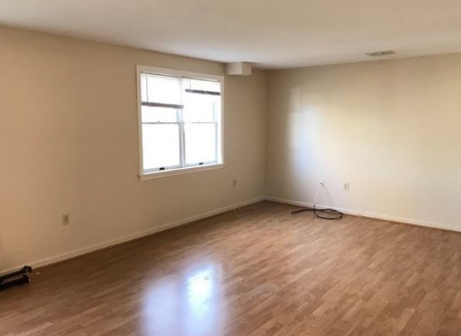 20 Webb Pl 2C