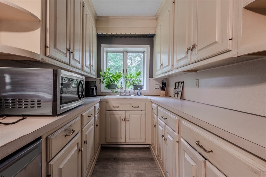 735 Hildreth St, Dracut, MA, 735 Hildreth St, Dracut, MA Photo #8