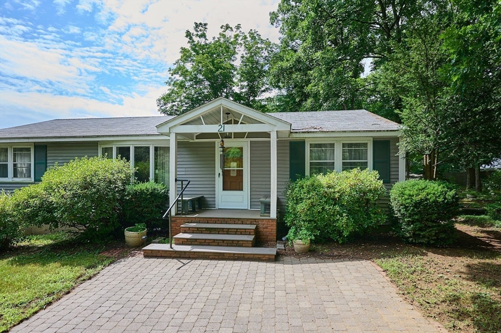 21 Old Bernardston Rd, Northfield, MA, 21 Old Bernardston Rd, Northfield, MA Photo #2
