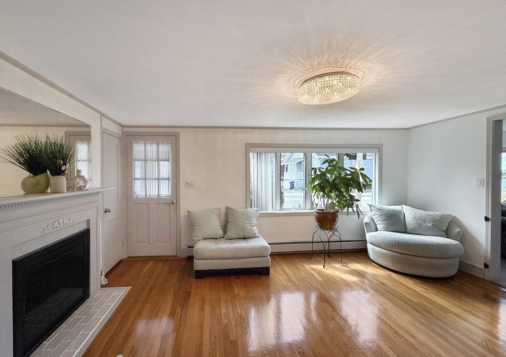 29 Blanchard Ave
