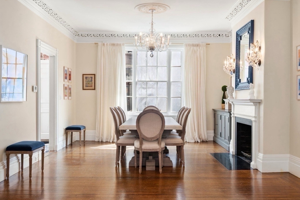 41 Chestnut St