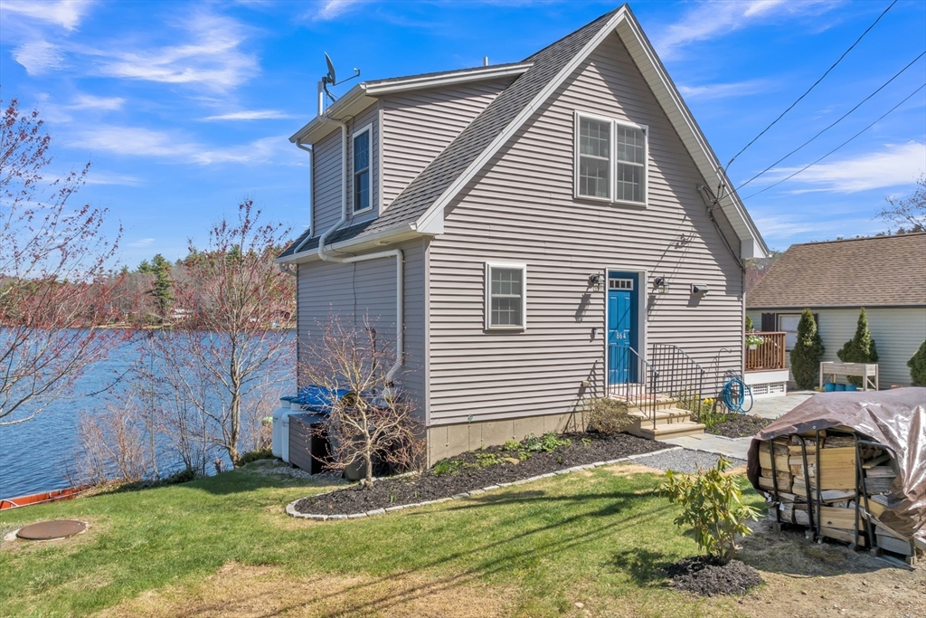 864 South Rd