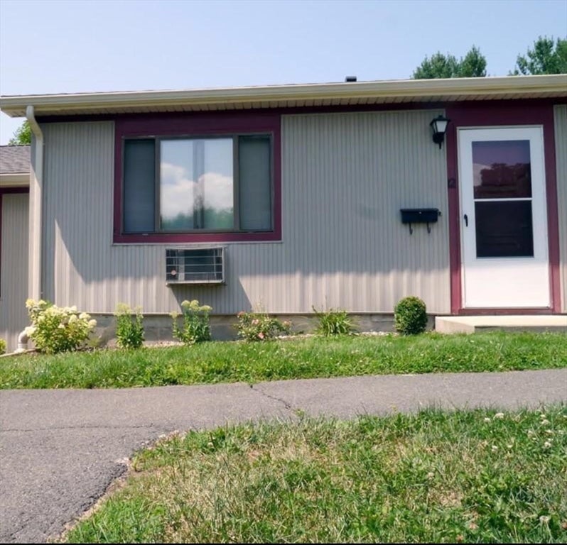 Photo of 170 E Hadley Rd, Amherst, MA