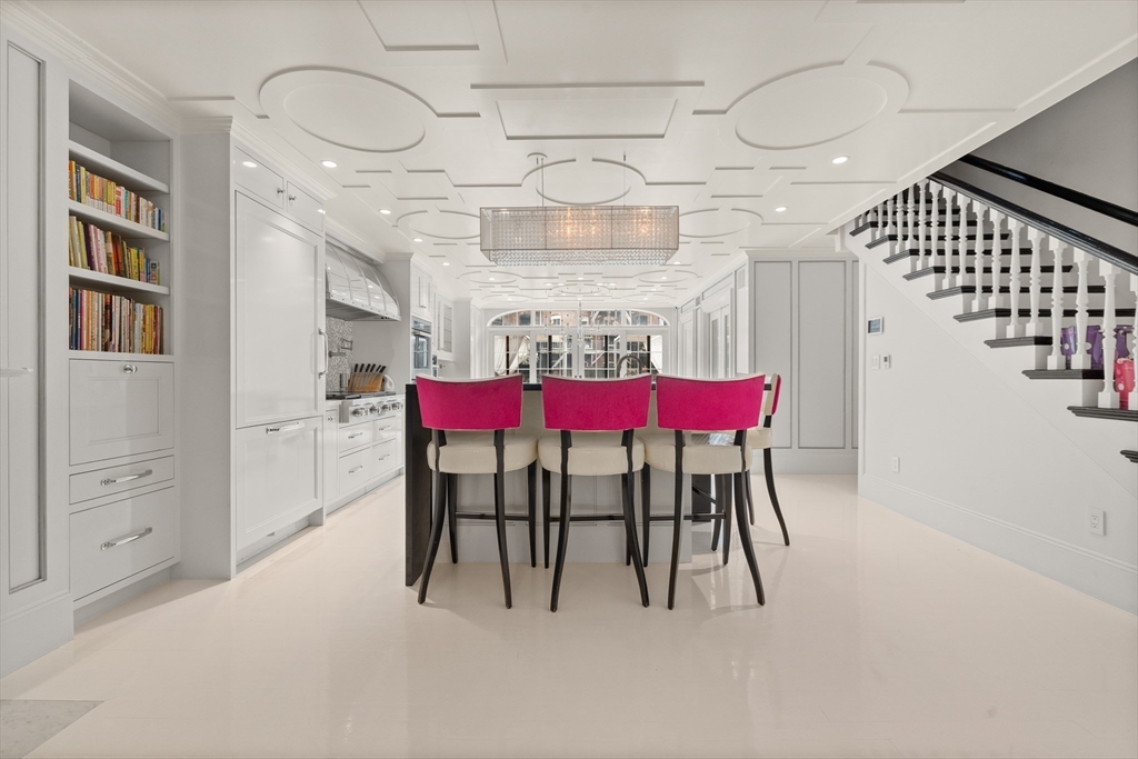 68 W Rutland Sq.