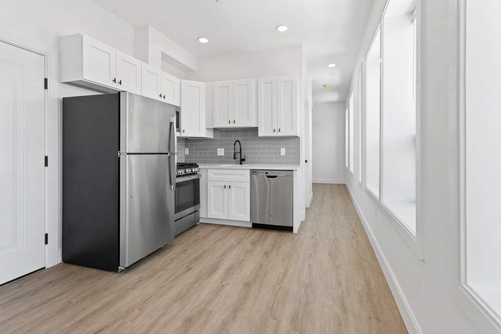 1137 Washington 1