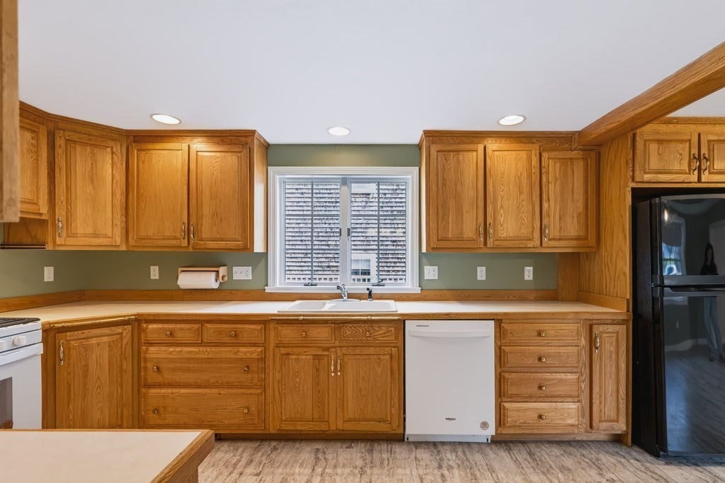 28 Forrester St #28, Newburyport, MA, 28 Forrester St #28, Newburyport, MA Photo #7