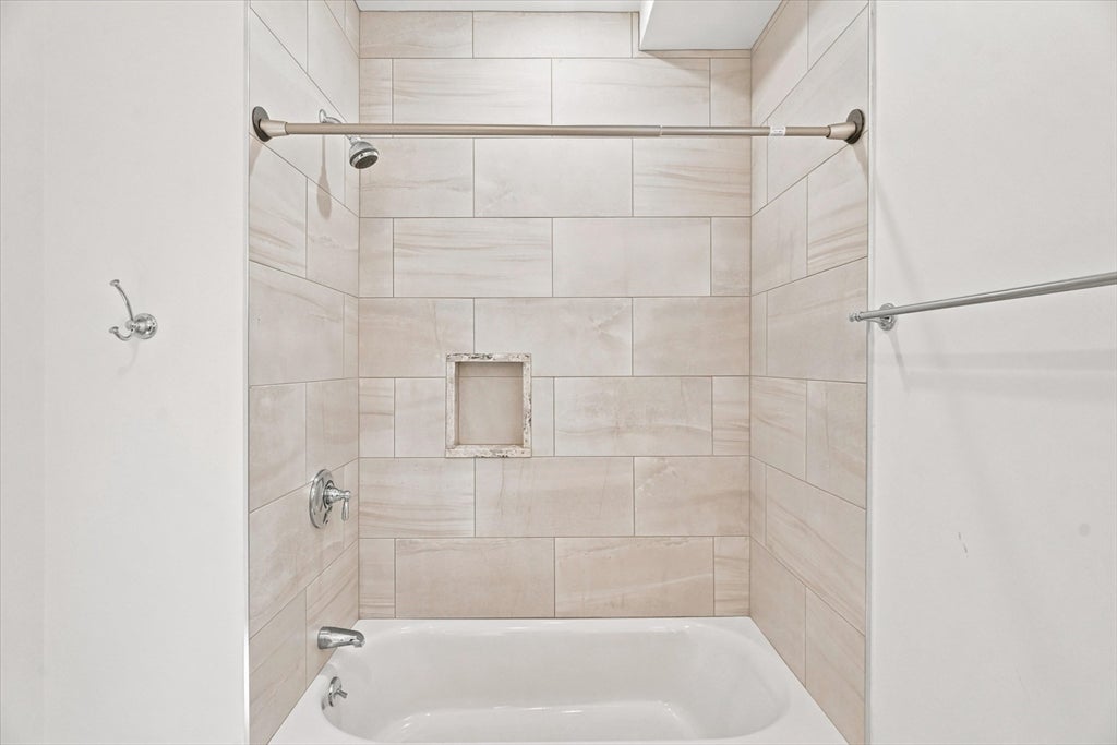 8 Leyden Ave #8, Medford, MA Photo #33