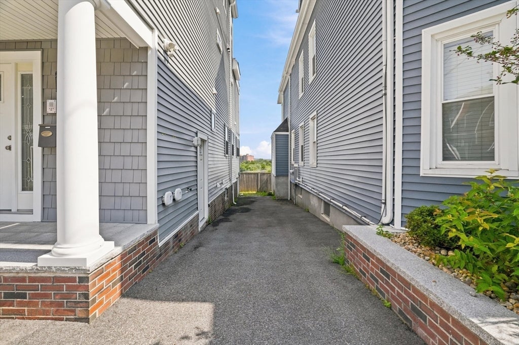 8 Leyden Ave #8, Medford, MA Photo #37