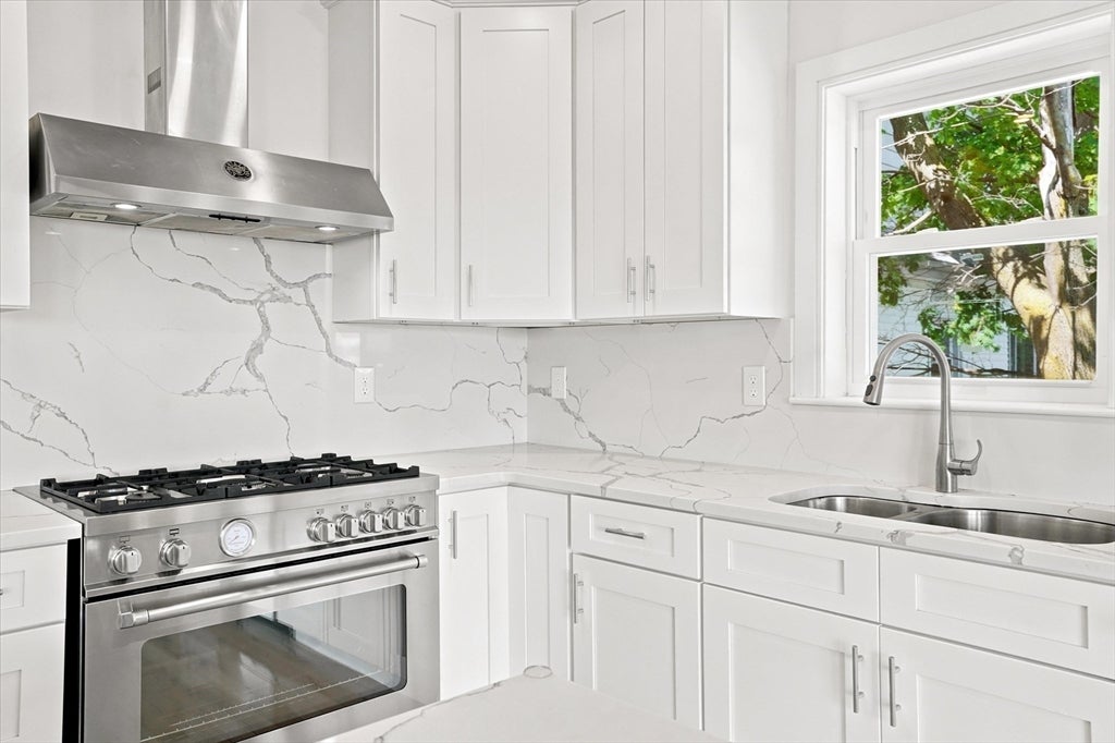 8 Leyden Ave #8, Medford, MA Photo #7