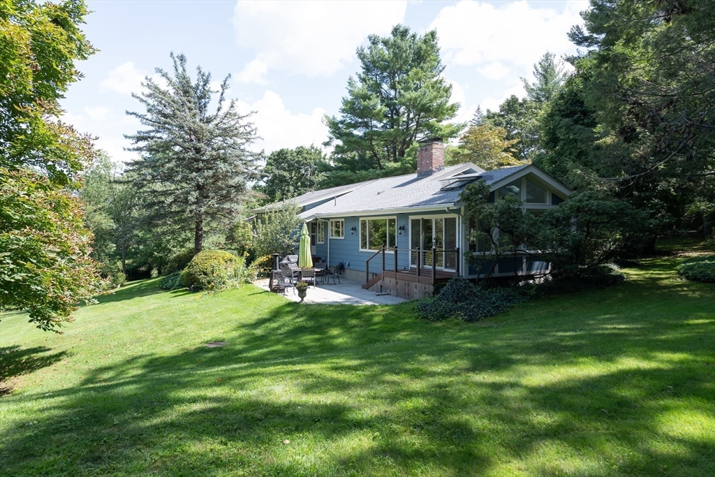 110 Robin Road
