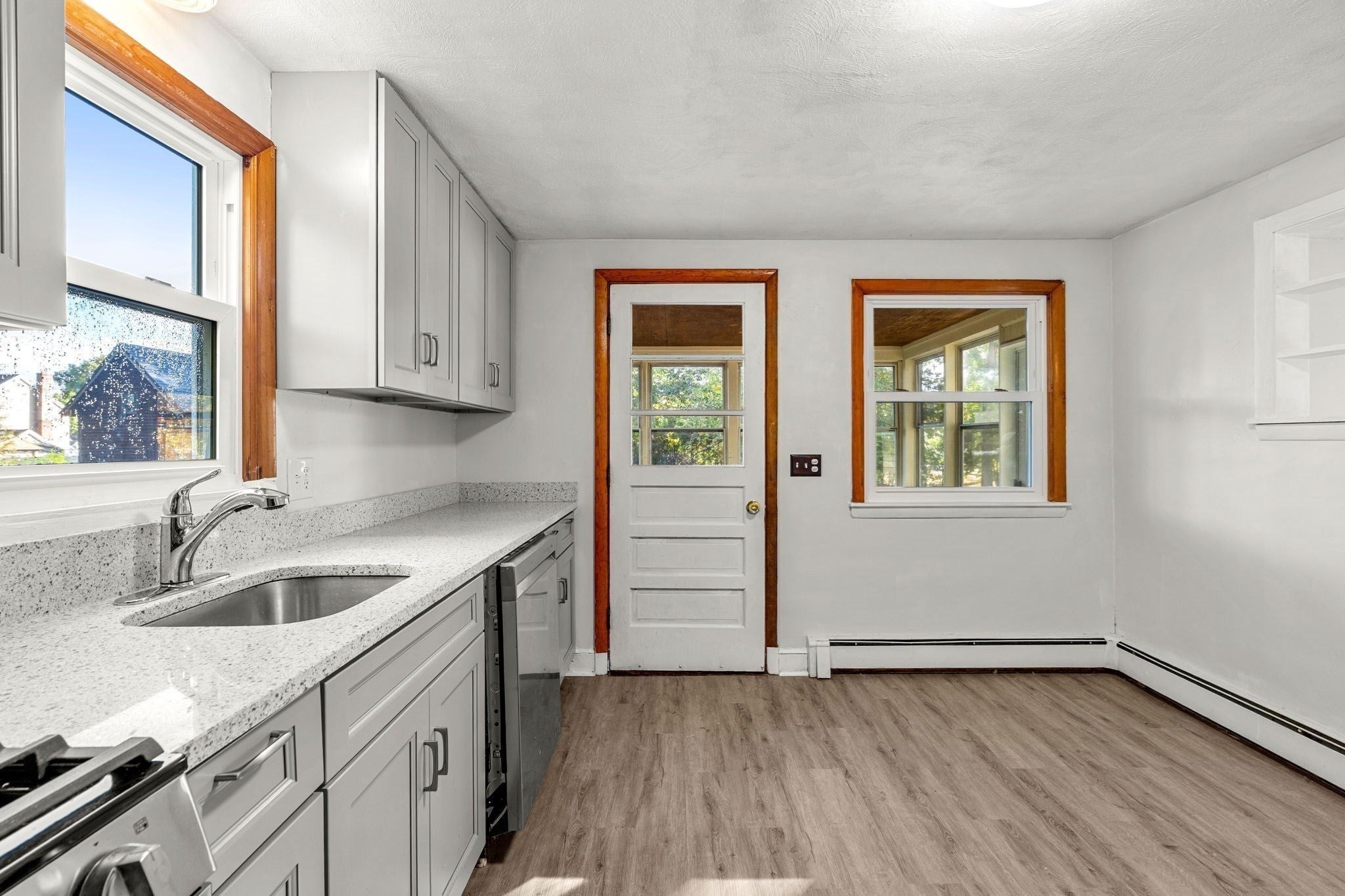 250 Shawsheen ST, Tewksbury, MA Photo #9