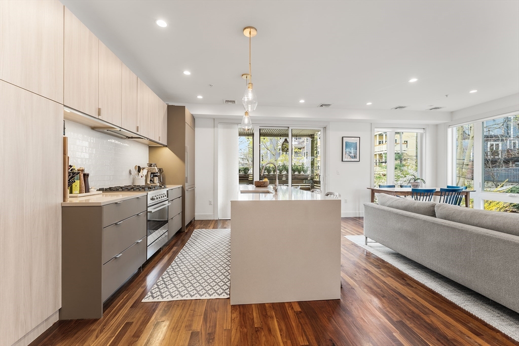 60 Carolina Ave 2