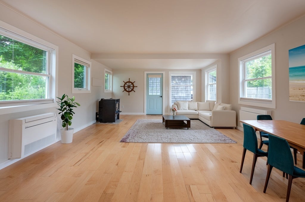 8 Hideaway Place