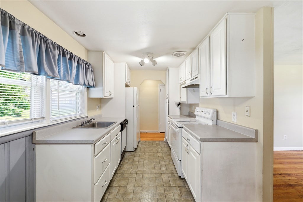 80 Gatewood Road, Springfield, MA, 80 Gatewood Road, Springfield, MA Photo #13