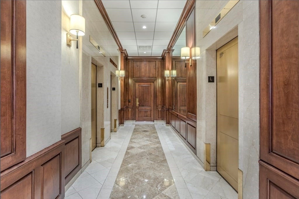 9 Hawthorne Place #7J, Boston, MA, 9 Hawthorne Place #7J, Boston, MA Photo #2