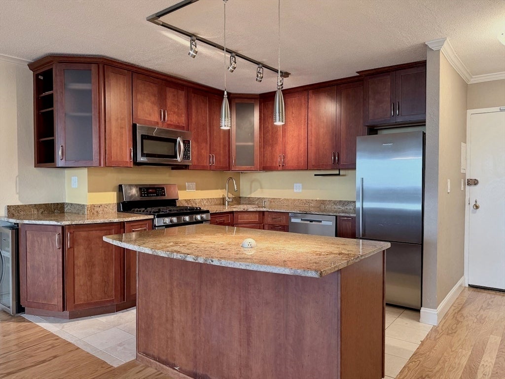 9 Hawthorne Place #7J, Boston, MA, 9 Hawthorne Place #7J, Boston, MA Photo #7