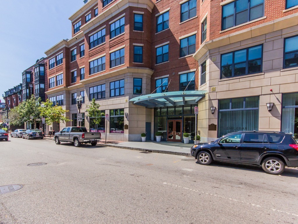 303 Columbus Avenue 1005